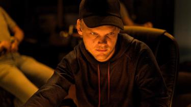 Avicii Meninggal Dunia 8 Foto Dj Ternama Ini Tinggal Kenangan News Entertainment Fimela Com