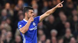 Diego Costa - Mantan penyerang Chelsea ini kini berstatus pengangguran usai kontraknya di Atletico Mineiro berakhir pada Januari 2022 ini. Pemain yang memiliki banderol 5 juta euro ini kabarnya diminati klub Premier League, Arsenal. (AFP/Justin Tallis)