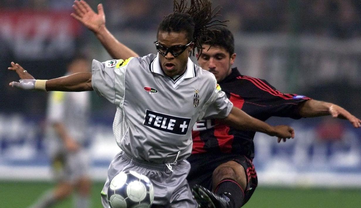 Edgar Davids. Gelandang berusia 48 tahun yang pensiun bersama Barnet pada Januari 2014 ini didatangkan Juventus dari AC Milan pada tengah musim 1997/1998. Berseragam Juventus hingga tengah musim 2003/2004, ia total tampil dalam 243 laga dengan torehan 13 gol dan 18 assist. (AFP/Gabriel Bouys)