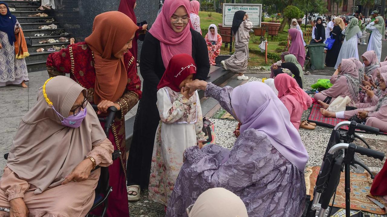 FOTO: Shalat Idul Fitri 1447 Hijriah di Mesjid Kubah Emas Depok Berlangsung Khidmat