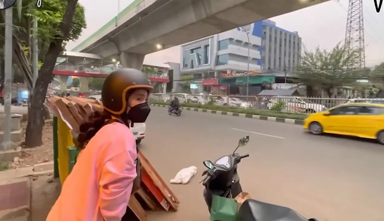 Ussy Sulistiawaty (YouTube/Ussy Andhika Official)