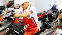 Alasan Mekanik Geber Gas Usai Servis Motor