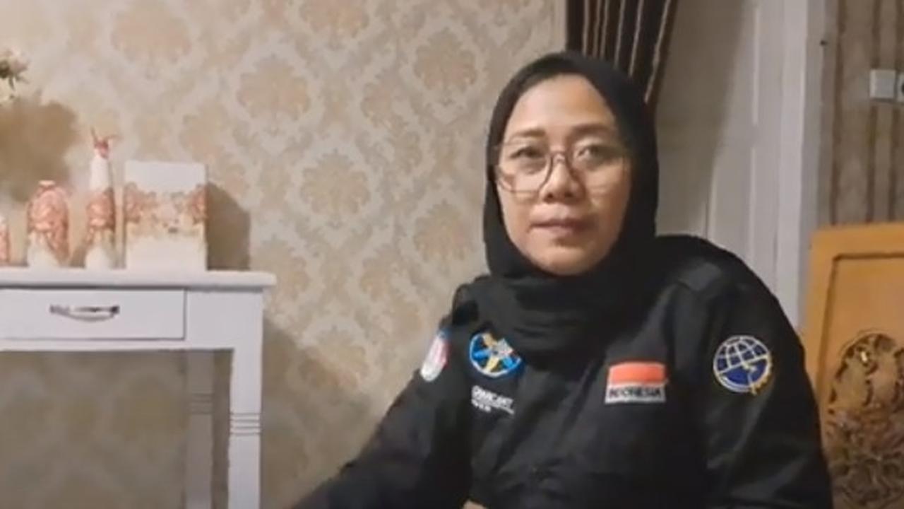 Gesit dan Lincah, Potret Sopir Bos Cantik Lintas Sumatera