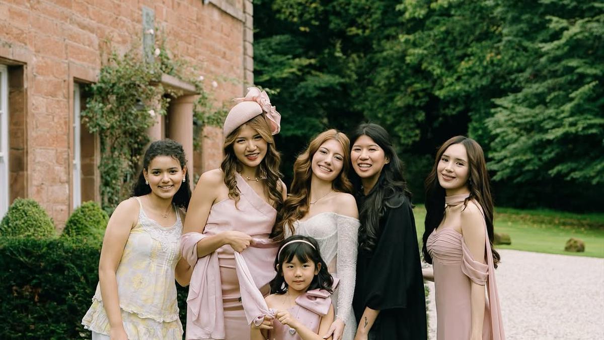 Pesona Anggun Beby Tsabina Jadi Bridesmaid Resepsi Pernikahan Cassandra Lee di Inggris