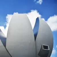 ArtScience Museum memungkinkan kamu menikmati karya seni dari rumah dengan ArtScience at Home (Foto: instagram/@artsciencemuseumsg)