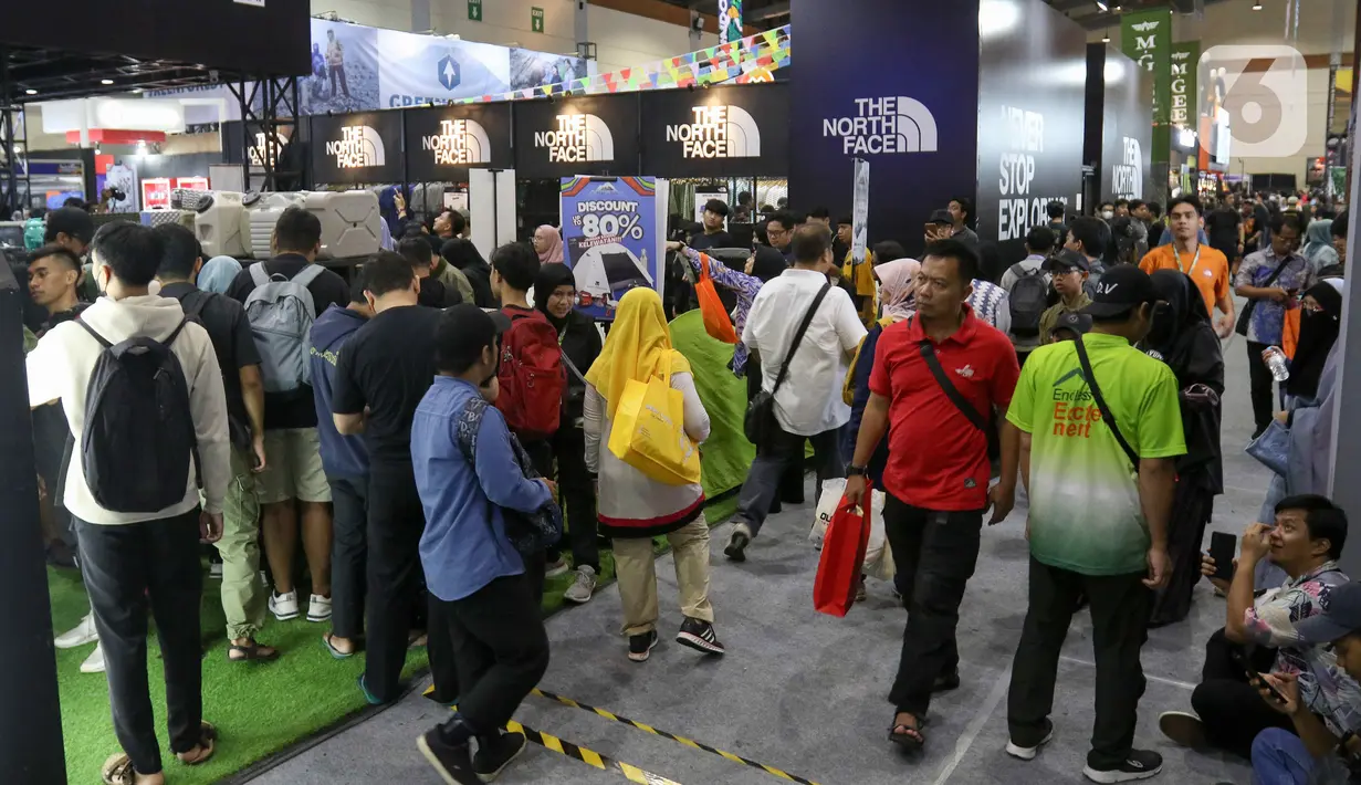 Pameran perlengkapan outdoor dan petualangan terbesar di Asia Tenggara sejak 2016 ini mengangkat tema GEAR yakni "Green, Equality, Action, dan Responsibility". (Liputan6.com/Herman Zakharia)