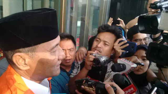 Bupati Kudus, M Tamzil di Gedung KPK, Sabtu (27/7/2019)