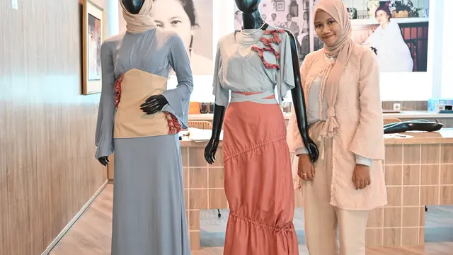 Adu Kreatif Desainer Muda Ciptakan Koleksi Fashion dari Kain Sulam Gorontalo Jelang Indonesia Fashion Week 2023