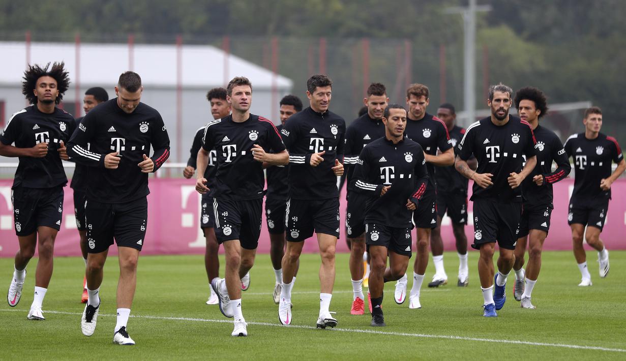 Foto Bayern Munchen Bersiap Jelang Hadapi Schalke Di Laga Perdana Liga Jerman 2020 2021 Dunia Bola Com