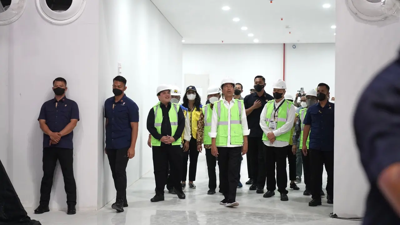 Erick Thohir Beberkan Kecanggihan Stadion Piala Dunia Bola Basket 2023 kepada Jokowi