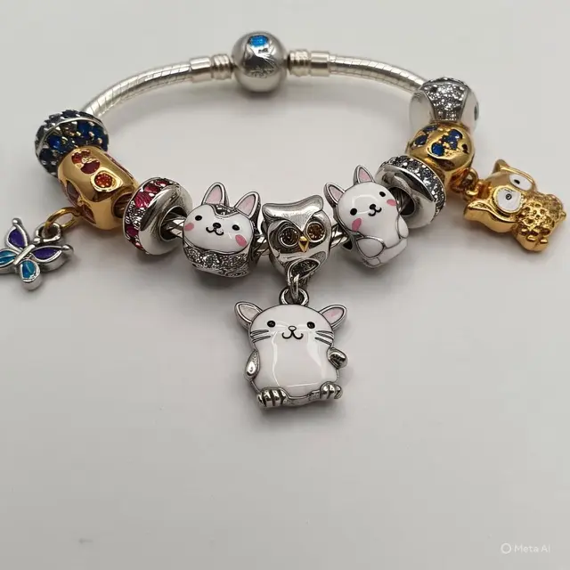Model Gelang Charm Terbaru
