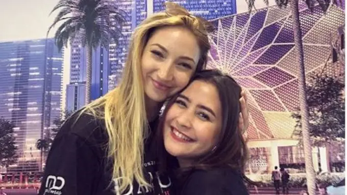 [Bintang] Prilly Latuconsina