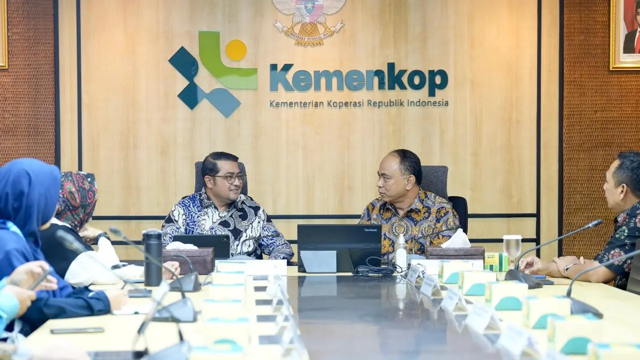 Teuku Riefky Harsya bertemu Budi Arie Setiadi