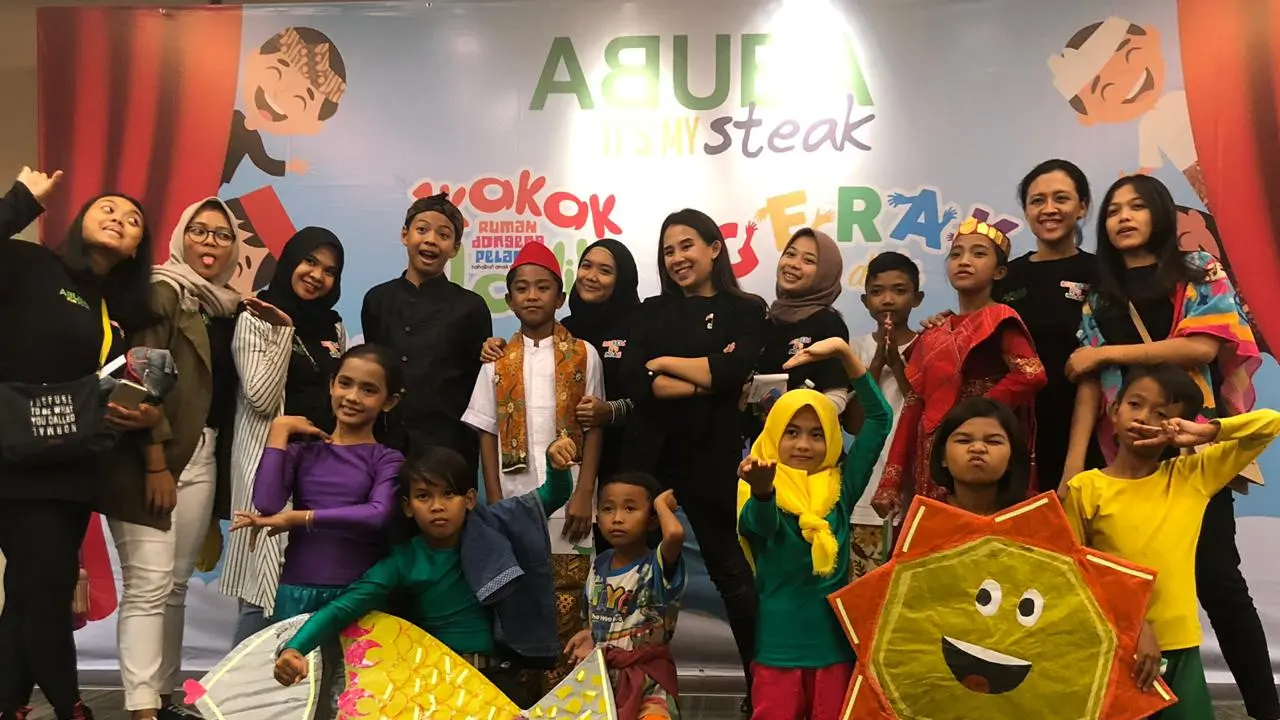 [FIMELA] Gerak Aja Dulu, Ajari Anak-anak Prasejahtera Belajar Tari Secara Sukarela