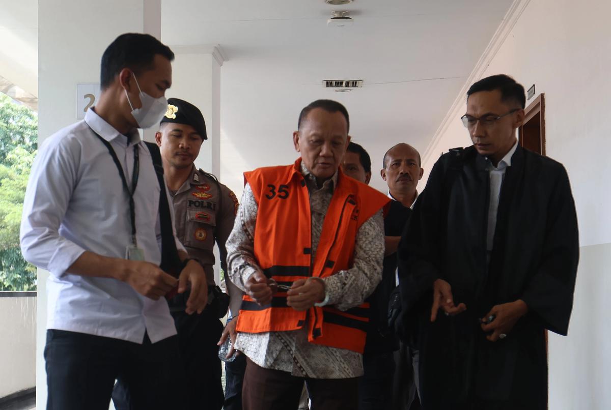 FOTO: Eks Sekretaris MA Nurhadi Divonis Lima Tahun Penjara