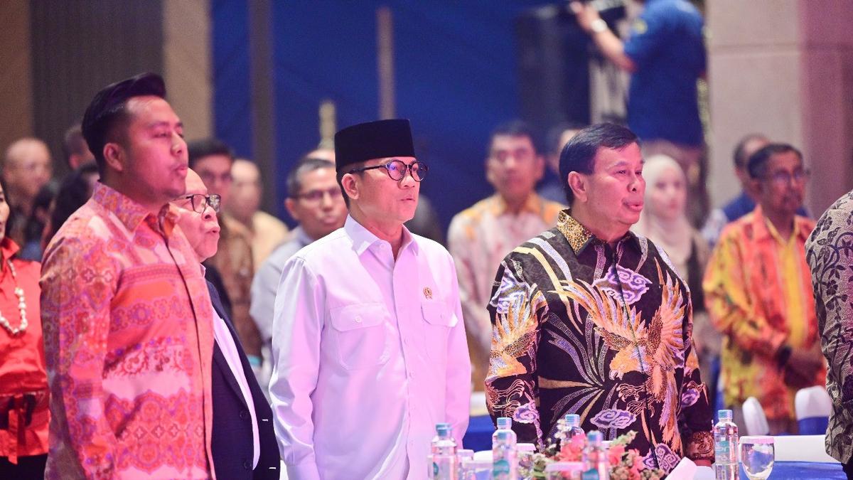 Mendes PDTT Yandri Susanto: 3.000 Desa Belum Nikmati Aliran Listrik