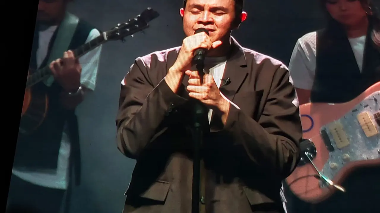 Penonton Konser Tulus Tur Manusia di Surabaya di Bawah Jumlah Kapasitas Venue