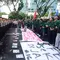Mahasiswa dari Universitas Muhammadiyah Prof. DR. HAMKA (Uhamka) diadang petugas kepolisian di jalan Sudirman, Jakarta, saat akan berunjuk rasa di kawasan Bundaran Hotel Indonesia, Senin (15/6/2026). (merdeka.com/Arie Basuki)