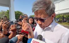 Sidang Dua Tahun Prabowo-Gibran di Istana, Rocky Gerung Beri 'Finger Heart'