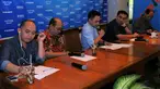 Sejumlah pengamat politik menghadiri diskusi yang bertajuk 'Bola Panas BBM', di Jakarta, Sabtu (30/8/14). (Liputan6.com/Faisal R Syam)