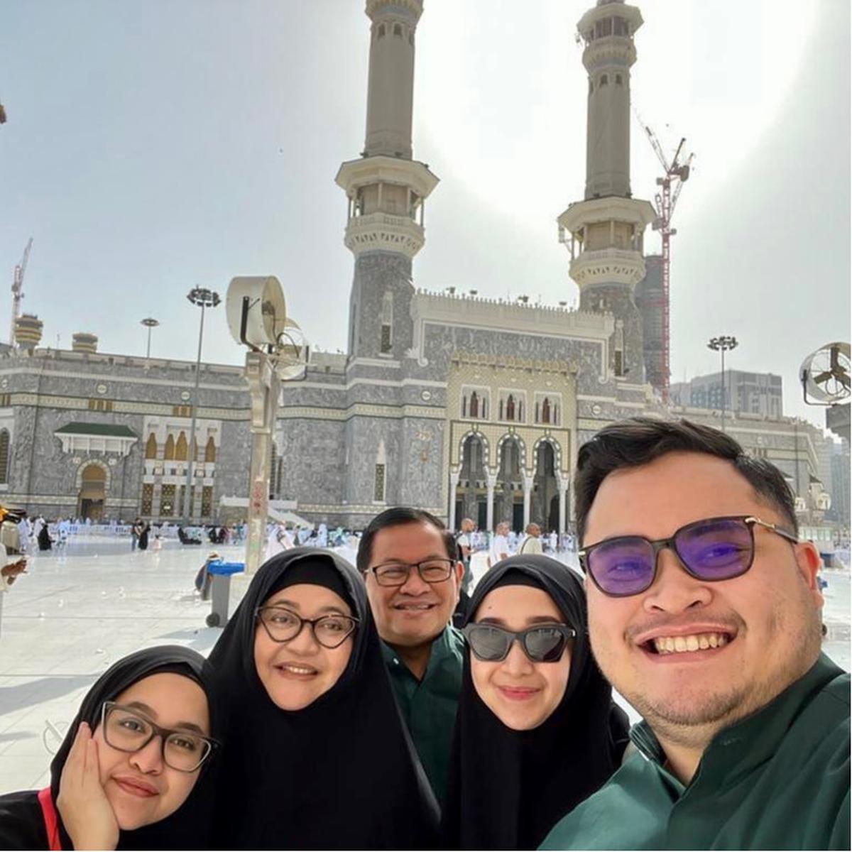 Pramono Anung dan Keluarga