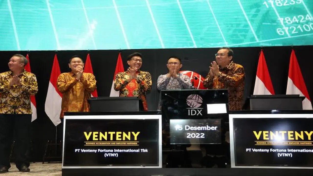 PT Venteny Fortuna International Tbk mencatatkan saham perdana dengan kode saham VTNY pada Kamis,  (15/12/2022) (Foto: BEI)