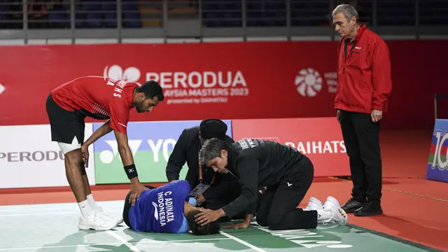 Foto: Langkah Christian Adinata di Malaysia Masters 2023 Terhenti Akibat Cedera, Sempat Tipiskan Ketertinggalan saat Gim Pertama
