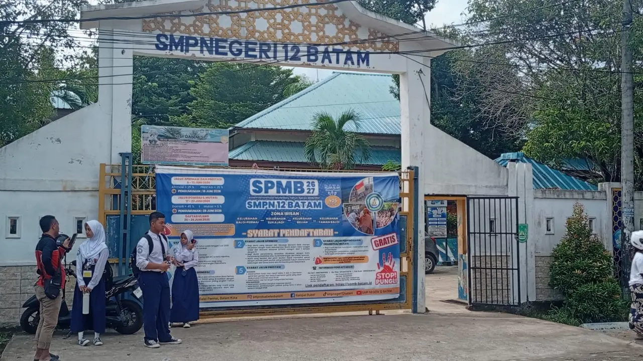 SPMB Kota Batam. (Liputan6.com/Ajang Nurdin)