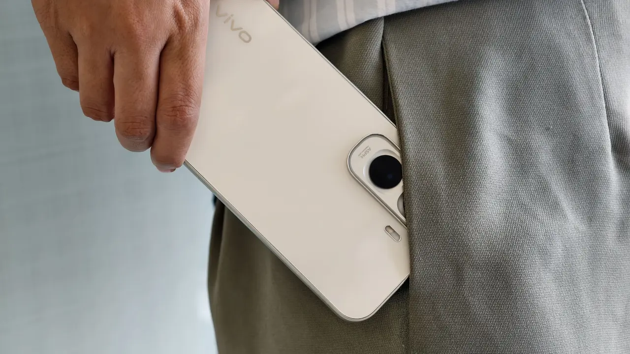 Vivo Y500