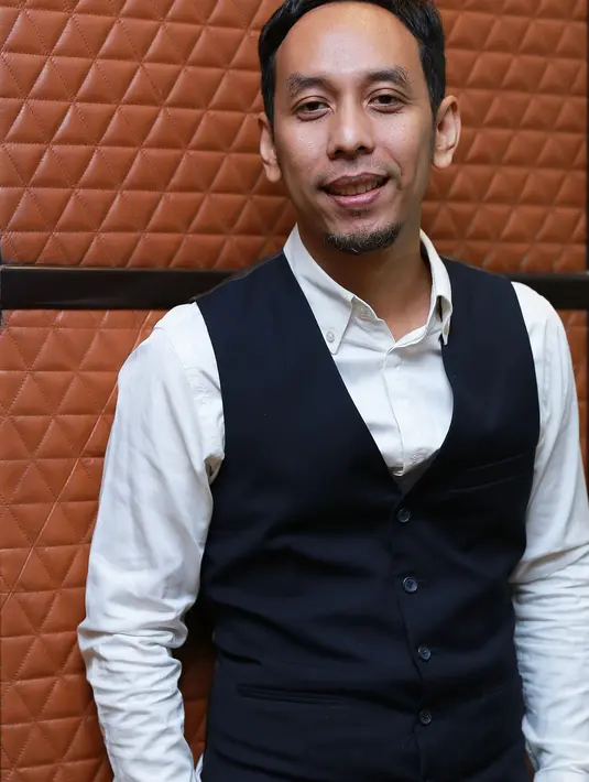 Pongki yang awalnya berencana untuk membuat konsep transaksi via email akhirnya memutuskan untuk menjual albumnya tersebut melalui situs musik di internet. (Galih W. Satria/Bintang.com)