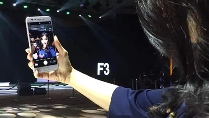 Tanpa Selfie Stick, Kini Group Selfie Bisa Lebih Mudah! 