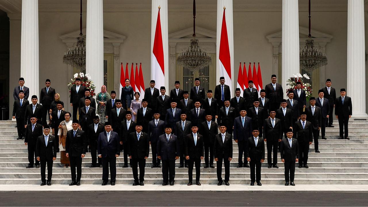 Prabowo lantik menteri di Istana Kepresidenan