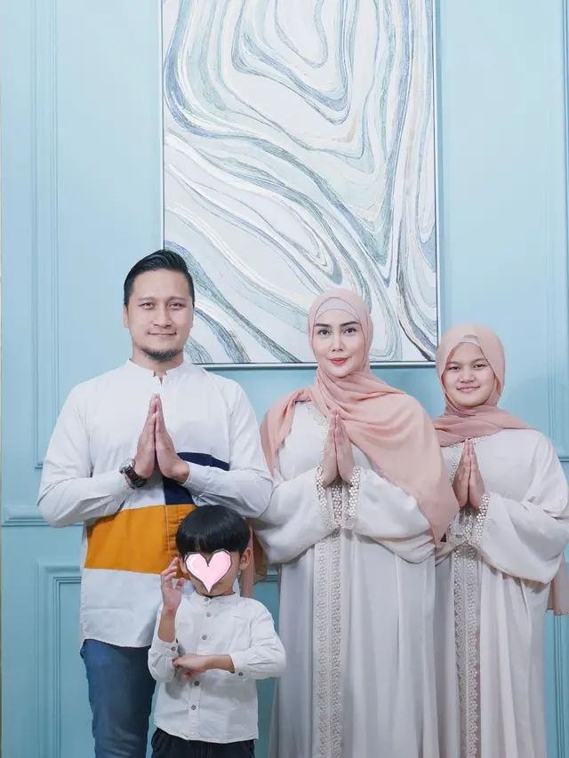 Potret 6 Mantan Presenter Olahraga Bareng Pasangan, Jadi Keluarga Idaman