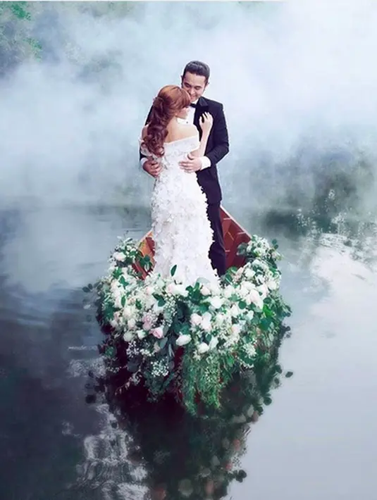 Pernikahan Gilang dan Adiez akan berlangsung di Grand Ballroom Balai Samuerda, Kelapa Gading, Jakarta Utara. Pada Minggu, 18 September 20016, pukul 19.00-21.00 WIB. (dok. Instagram/gilangdirga)