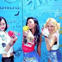 SISTAR (via soompi.com)