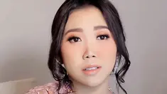 Rizhky Nurasly Saputri atau yang akrab dikenal Kiky Saputri tentu sudah tak asing lagi. Dirinya dikenal luas usai menjadi peserta komika. (Liputan6.com/IG/@kikysaputrii)