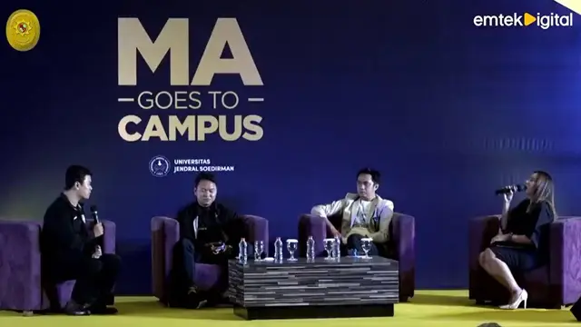 Sesi talkshow di MACG