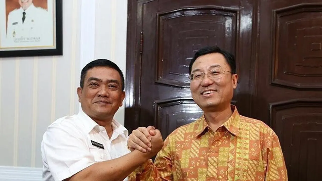 Walikota Cirebon Nasrudin Azis dan Dubes China untuk RI Xie Feng (Foto: Panji Prayitno)