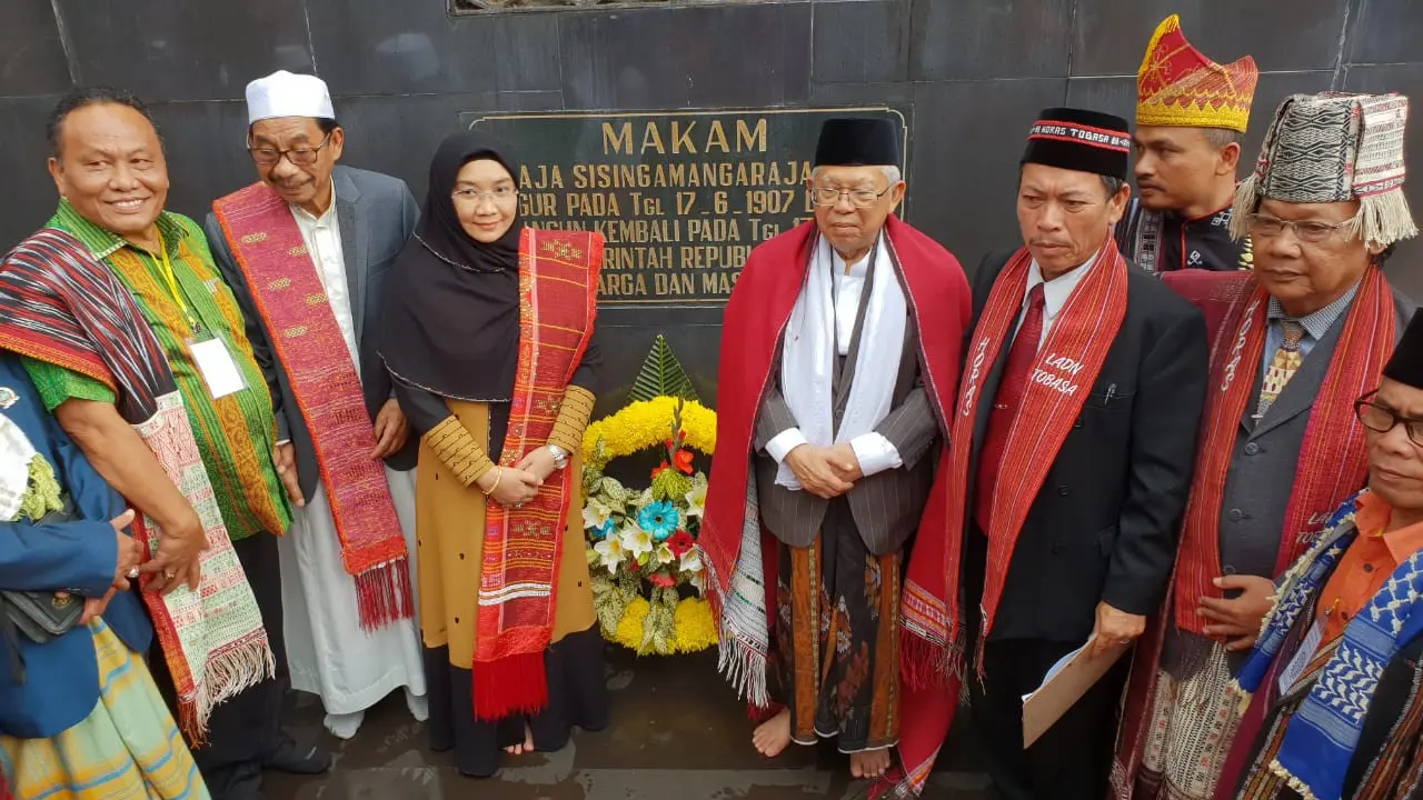 Ma'ruf Amin ziarah ke makam Sisingamagaraja