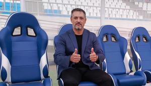 Marcos Santos, pelatih Arema FC di BRI Super League 2025/2026 asal Brasil. (Dok. ileague.id)
