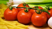 3 Manfaat Menakjubkan dari Buah Tomat untuk Wajah