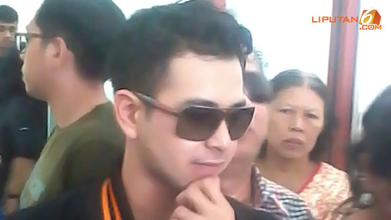 raffi-ahmad-jaket-130510b.jpg