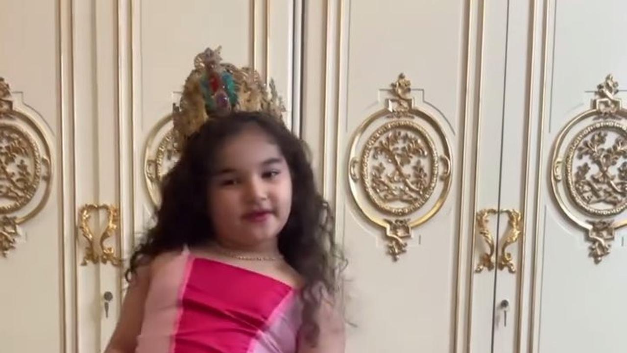 Ayang Anak Tasya Farasya Beri Tutorial Makeup Jadi Princess Aurora, Sudah Jago Tanpa Pakai Cermin