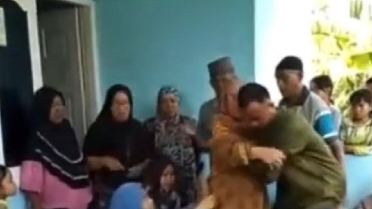 Viral Anak Angkat Usir Ibu yang Sudah Renta, Kisahnya Bikin Pilu