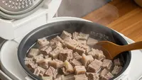 Cara Merebus Kikil Pakai Rice Cooker agar Empuk Sempurna