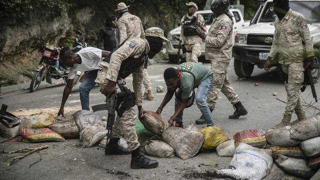 Protes Menuntut PM Haiti Ariel Henry Mundur