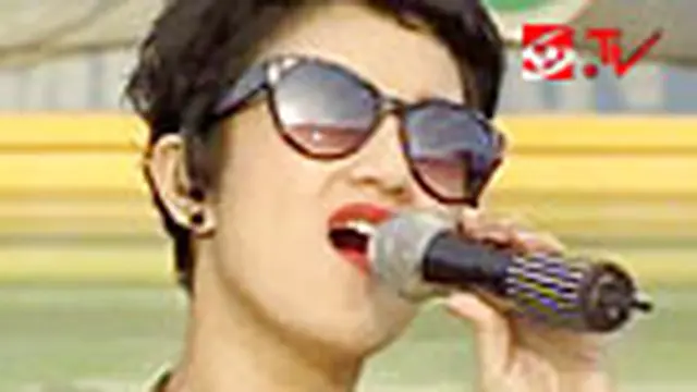 SHE - Jomblowati