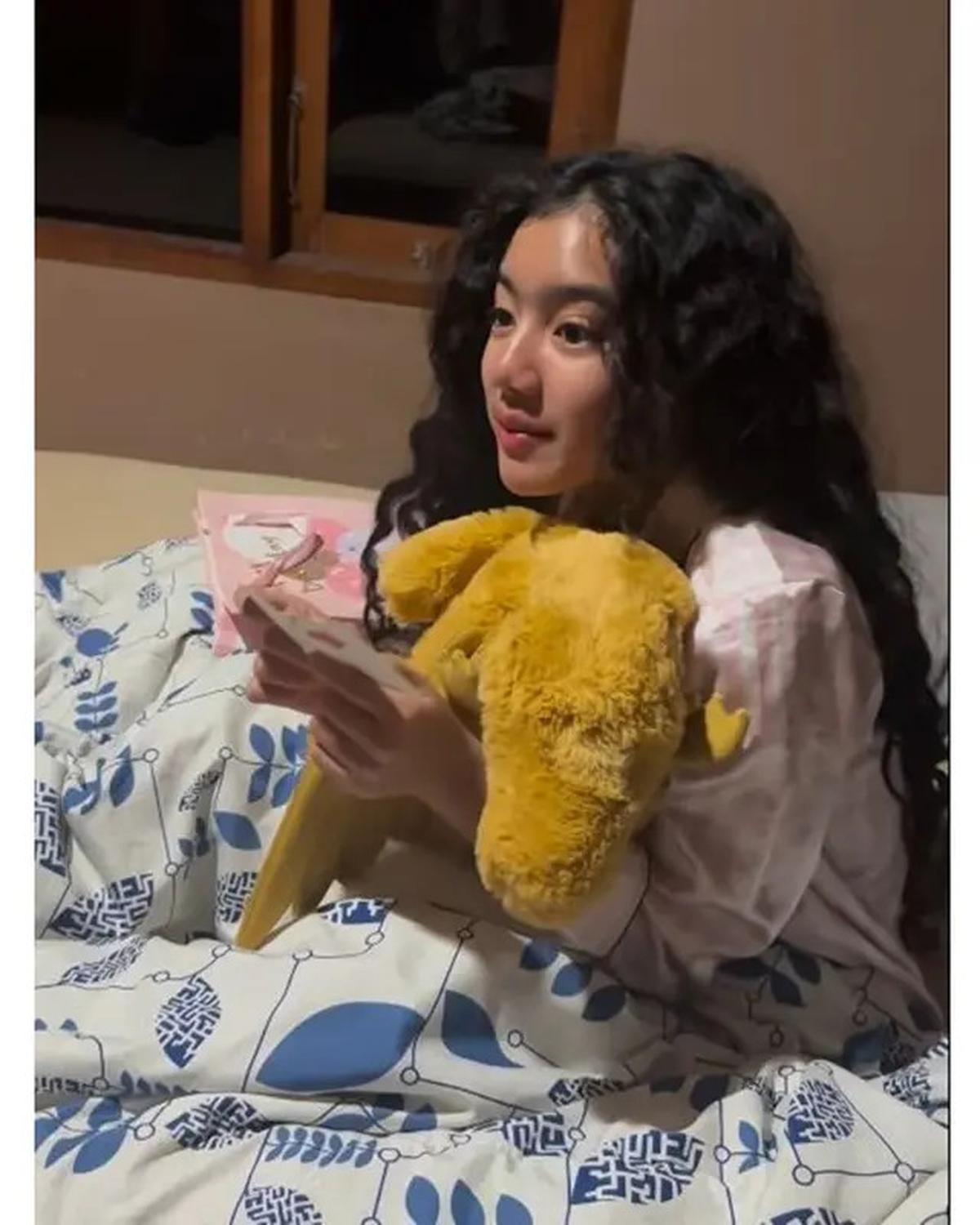 7 Potret Leticia Anak Sheila Marcia Ulang Tahun ke-15, Rayakan Bareng Keluarga