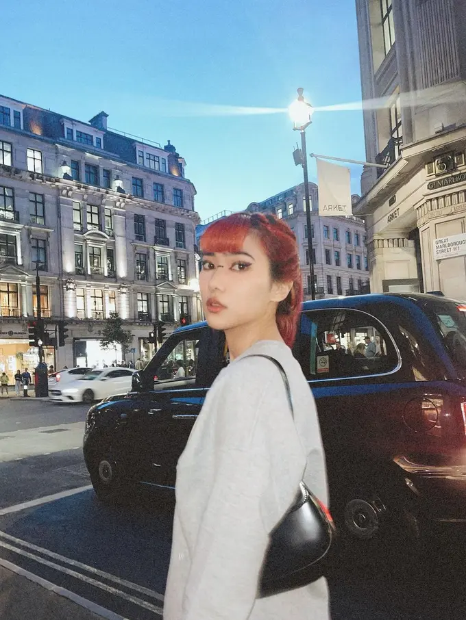 Inspirasi Street Style dari Isyana Sarasvati