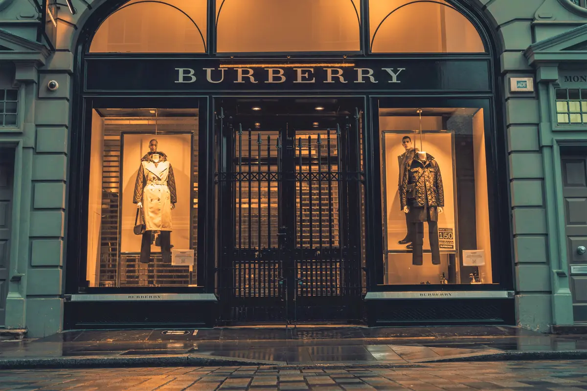 Burberry Berkomitmen Usung Prinsip Iklim Positif di Tahun 2040